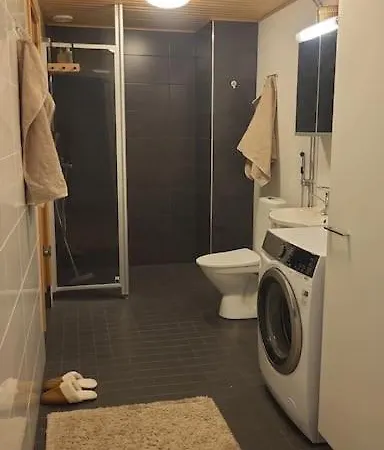 Apartment Ylellinen Saunallinen Kolmio Jaervinaekymaellae *